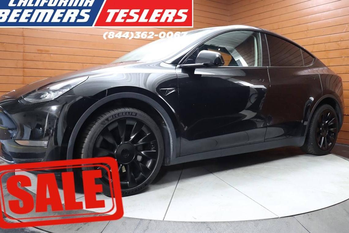 TESLA MODEL Y 2022 7SAYGDEE6NF458342 image